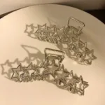 Pinzas Para El Cabello Plateadas Y2K Con Forma De Estrella Hueca: Estilo Y Tendencia En Accesorios Capilares