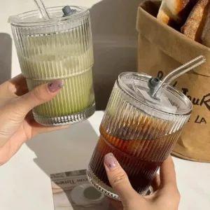 Taza de cristal de rayas verticales