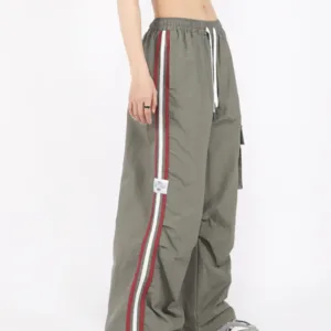Pantalones Cargo para mujer: Estilo retro y urbano en tendencia