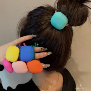 Lindas bandas elásticas acrílicas coloridas para el cabello